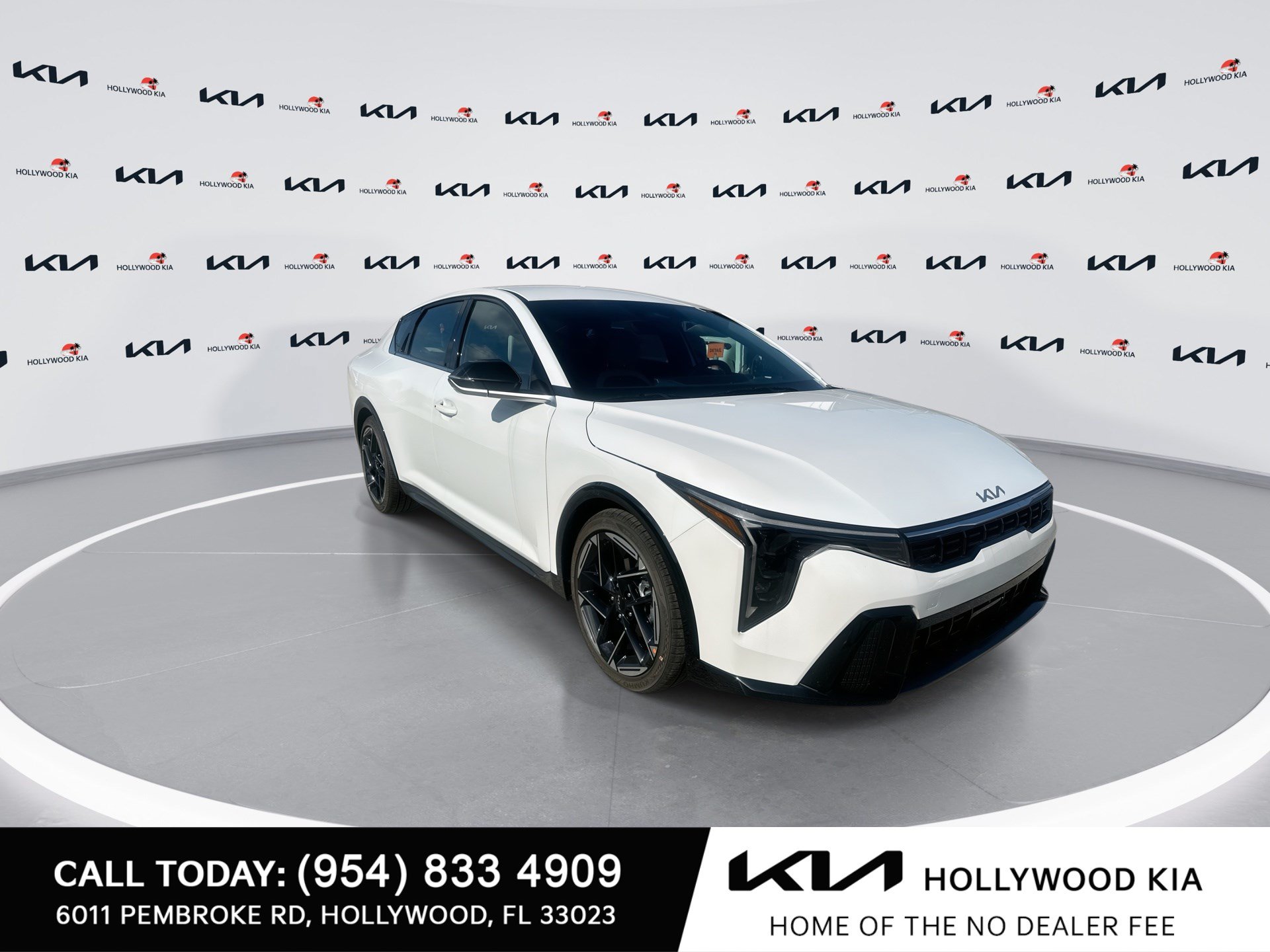 New 2026 Kia K4 GT-Line FWD image 2