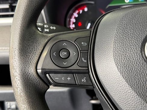 Certified 2023 Toyota RAV4 XLE FWD image 25