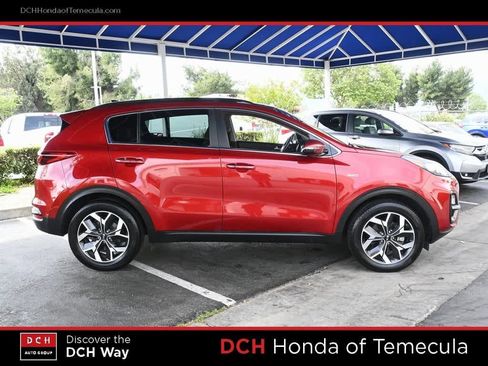 Used 2022 Kia Sportage EX w/ EX Technology Package image 5
