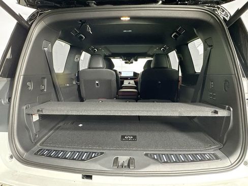 New 2026 INFINITI QX80 Autograph image 33