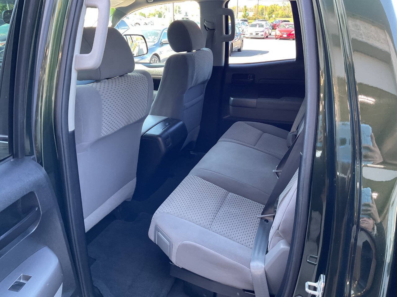 Used 2013 Toyota Tundra 4x4 Double Cab w/ TRD Off-Road Pkg image 25