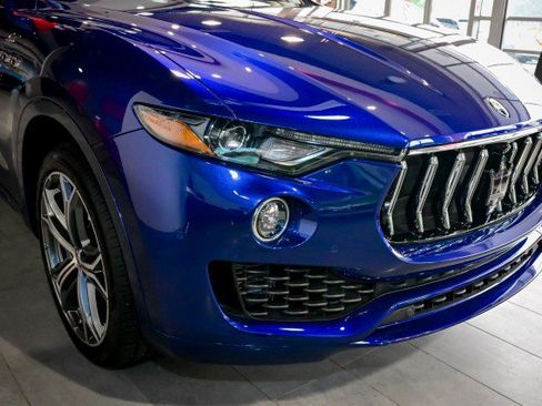 Used 2023 Maserati Levante GT AWD/4WD image 10
