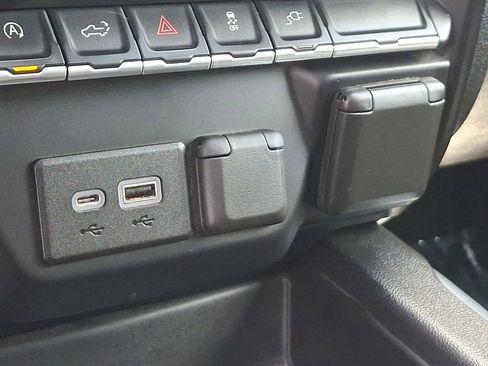 Used 2019 Chevrolet Silverado 1500 LT Trail Boss image 27