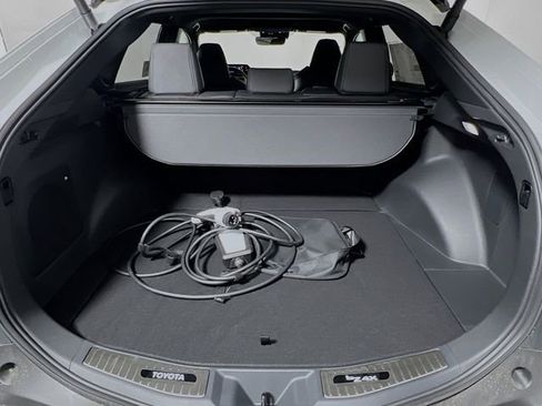 New 2025 Toyota bZ4X FWD image 31