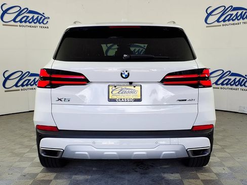 Used 2025 BMW X5 sDrive40i w/ Premium Package RWD image 4