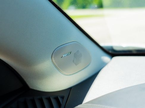 Used 2015 Cadillac SRX Luxury w/ Driver Awareness Package image 36