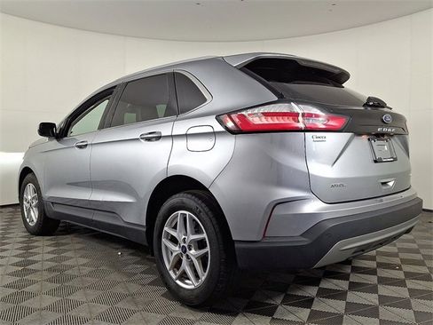 Used 2022 Ford Edge SEL w/ Convenience Package image 7