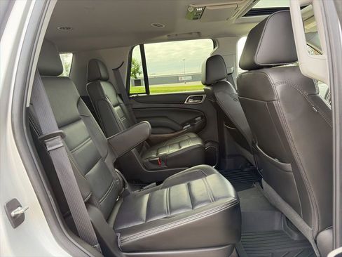 Used 2018 GMC Yukon Denali w/ Denali Ultimate Package AWD/4WD image 38