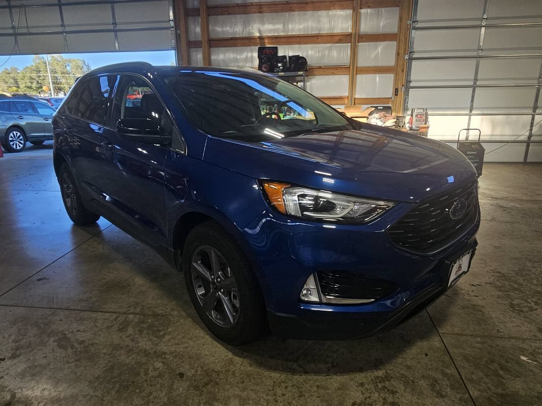Used 2022 Ford Edge SEL w/ Sport Appearance Package AWD/4WD image 10