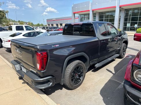 Used 2020 GMC Sierra 1500 Elevation w/ Elevation Value Package AWD/4WD image 3
