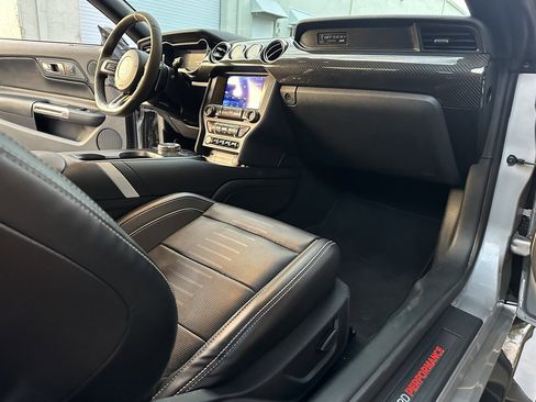 Used 2020 Ford Mustang Shelby GT500 w/ Technology Package image 51