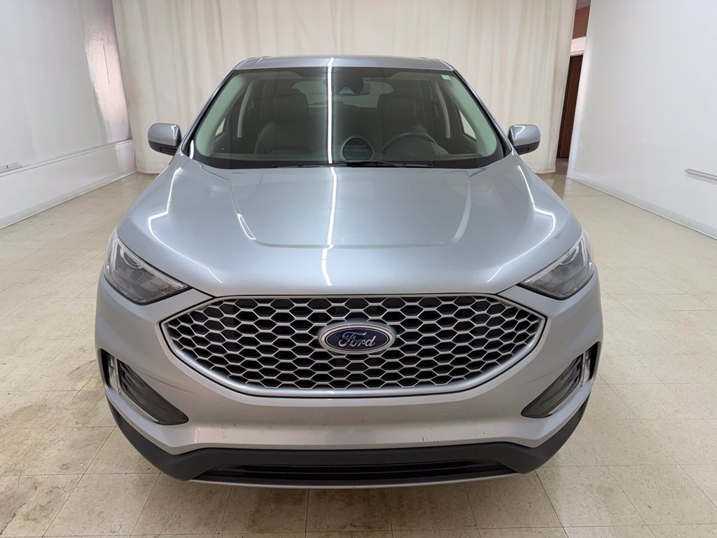 Used 2024 Ford Edge SEL w/ Convenience Package AWD/4WD image 8