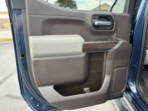 Used 2020 Chevrolet Silverado 1500 LT Trail Boss image 17