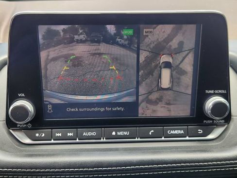 Used 2021 Nissan Rogue SV FWD image 17