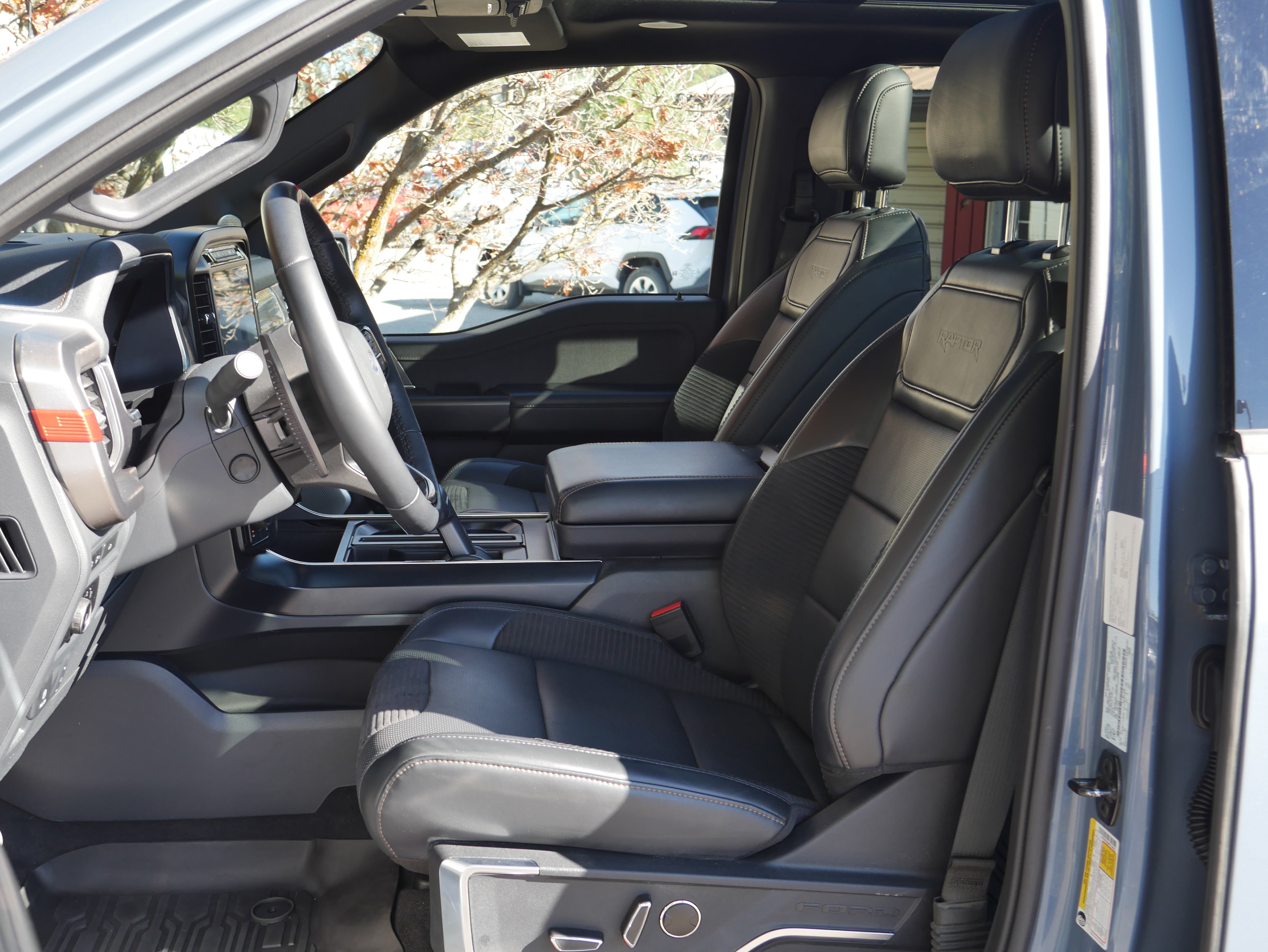 Certified 2023 Ford F150 Raptor AWD/4WD image 3