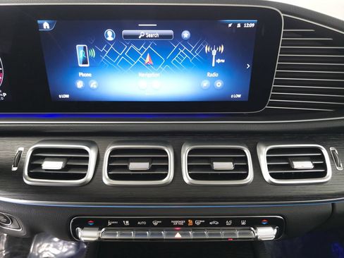 Used 2025 Mercedes-Benz GLE 450e 4MATIC image 16