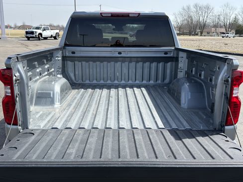 Used 2023 Chevrolet Silverado 1500 LT image 5