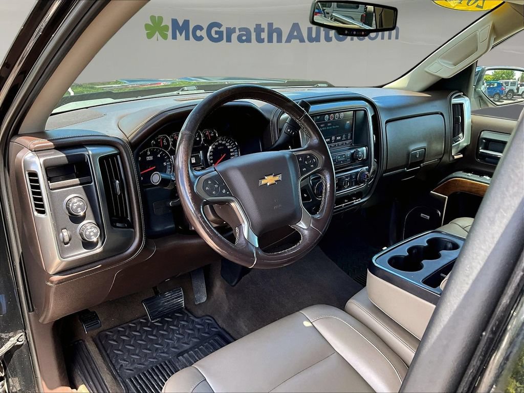 Used 2018 Chevrolet Silverado 1500 LTZ w/ LTZ Plus Package AWD/4WD image 19
