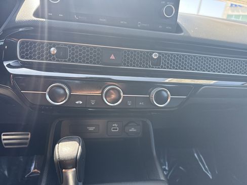 Certified 2024 Honda Civic Sport image 26