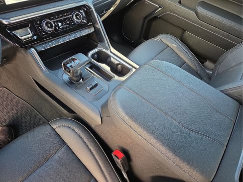 Used 2024 GMC Sierra 1500 Denali image 20