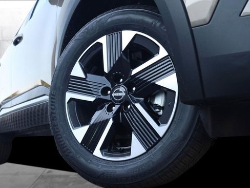 New 2026 Nissan Kicks SV w/ Cold Weather Package image 3