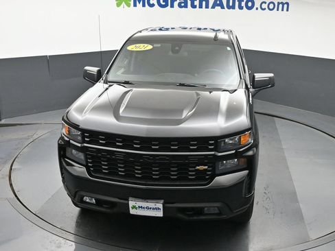 Used 2021 Chevrolet Silverado 1500 Custom w/ Safety Confidence Package AWD/4WD image 27