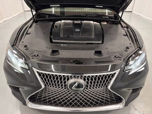 Used 2018 Lexus LS 500 AWD image 29