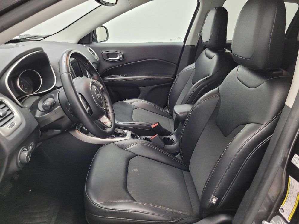 Used 2019 Jeep Compass Latitude w/ Popular Equipment Group AWD/4WD image 17