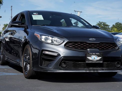 Used 2020 Kia Forte GT-Line w/ GT-Line Premium Package image 4