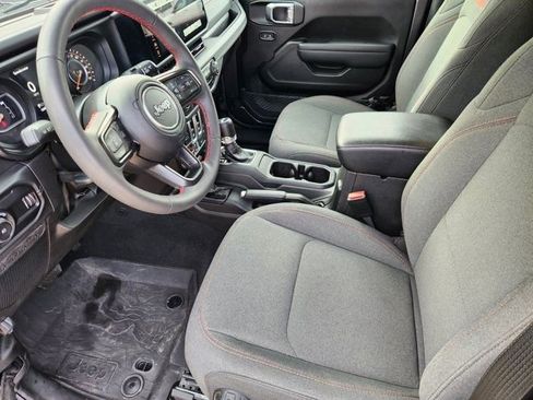 Used 2024 Jeep Wrangler Rubicon w/ Safety Group image 4