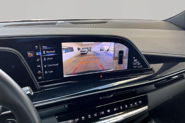 Used 2024 Cadillac Escalade Sport w/ Touring Package AWD/4WD image 11