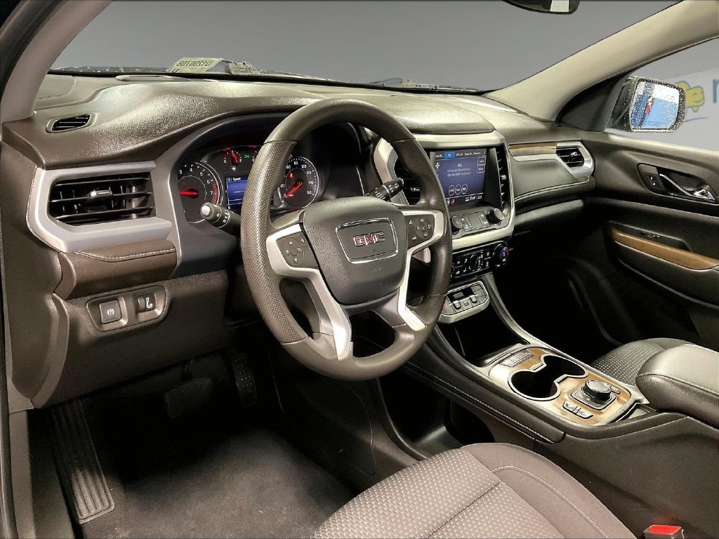 Used 2023 GMC Acadia SLE w/ Driver Convenience Package AWD/4WD image 8