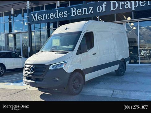 New 2025 Mercedes-Benz Sprinter 2500 image 1