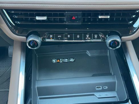 New 2026 Chevrolet Tahoe High Country RWD image 33
