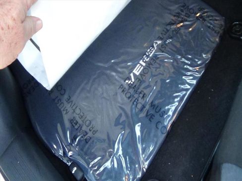 Used 2025 Nissan Versa SV image 14