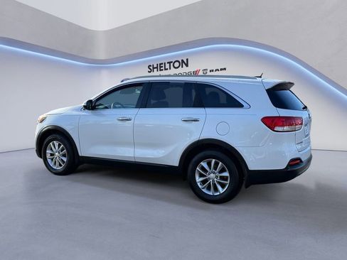 Used 2016 Kia Sorento LX FWD image 4