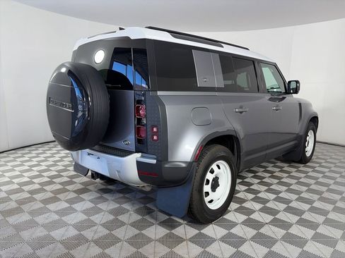 Used 2022 Land Rover Defender 110 image 7