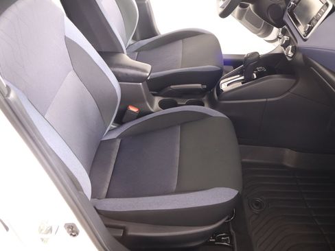 Used 2024 Nissan Versa SV w/ Trunk Package FWD image 12