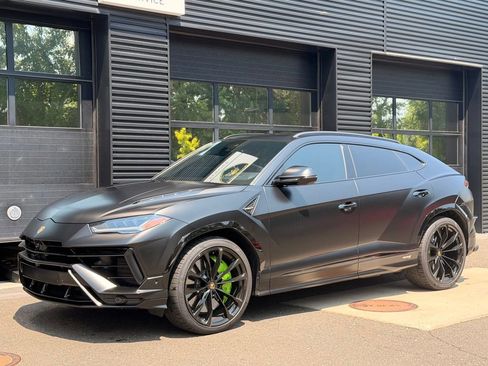 Used 2024 Lamborghini Urus S AWD/4WD image 1