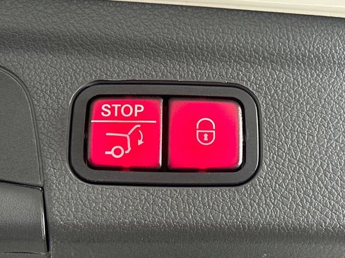 Certified 2020 Mercedes-Benz GLE 450 4MATIC image 21