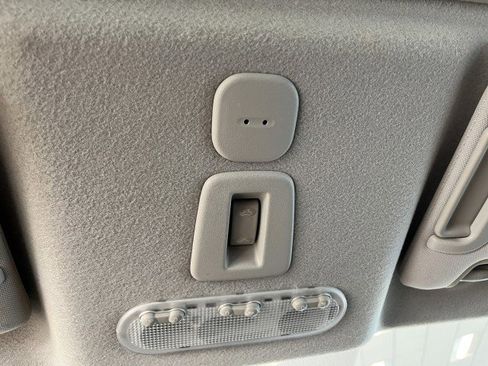 Used 2014 Nissan Juke SL image 28