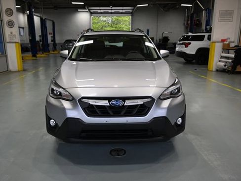 Used 2021 Subaru Crosstrek 2.5i Limited w/ Moonroof Package 2 AWD/4WD image 2