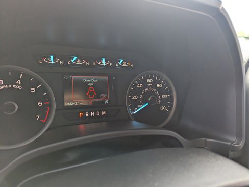 Used 2020 Ford F150 XLT w/ Equipment Group 301A Mid image 8