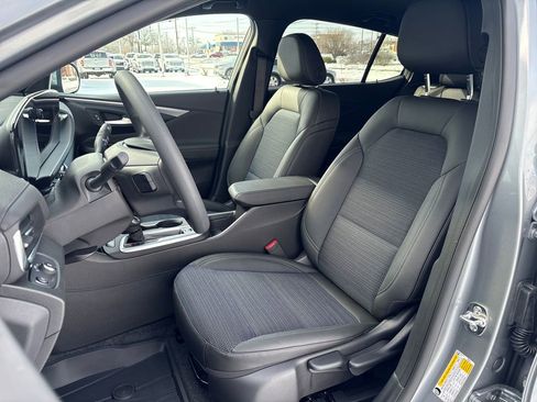 New 2026 Buick Envista Preferred image 13