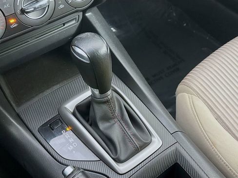 Used 2014 MAZDA MAZDA3 i Touring FWD image 18