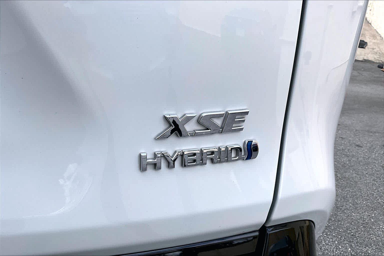 Certified 2023 Toyota RAV4 XSE AWD/4WD image 10