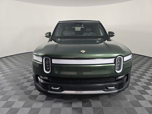 Used 2023 Rivian R1S Adventure image 8