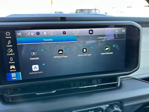 Used 2025 Jeep Wrangler Sahara 4xe image 25