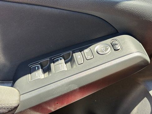 Used 2023 Honda Civic Sport image 6