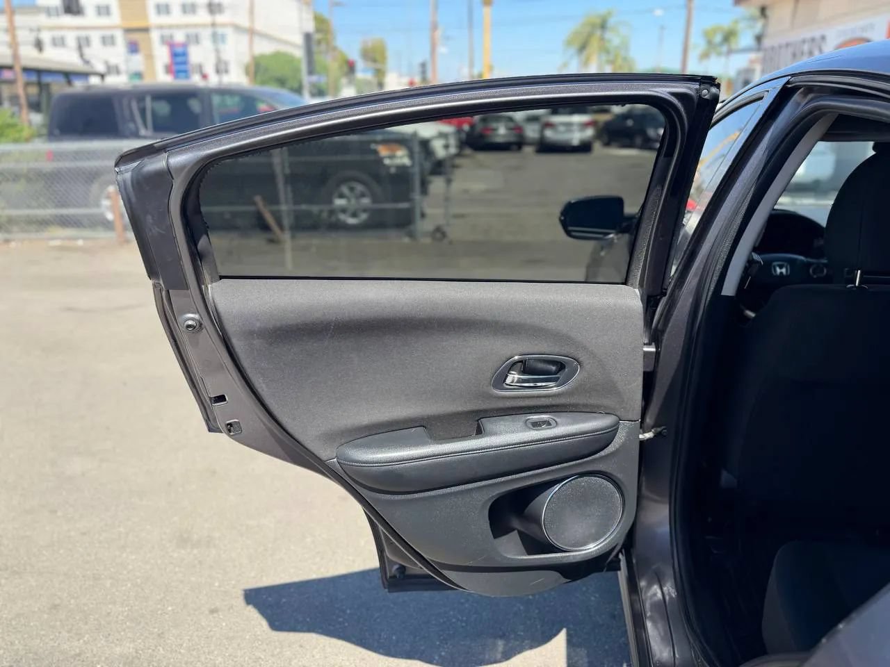 Used 2018 Honda HR-V EX image 25